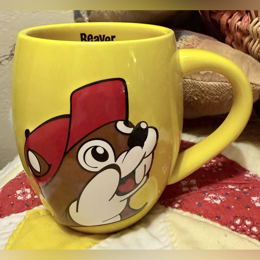 Buc-ee’s Mug in Bright Yellow with Buc-ee Beaver and Beaver Believer Inside - Picture 4 of 4